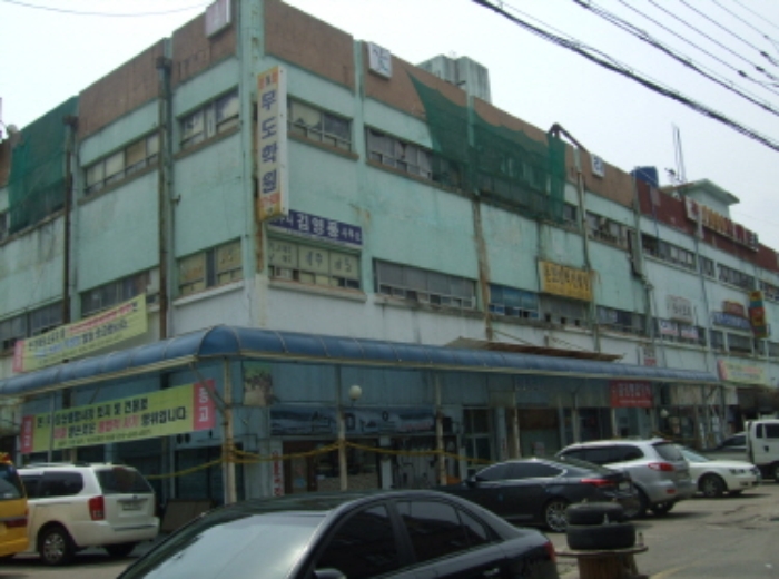 수원지법 2017타경7643-1 사진