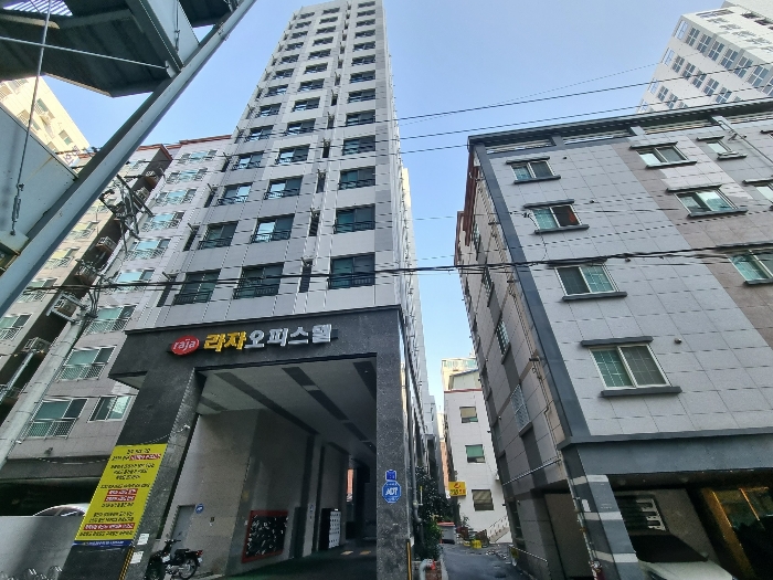 부산지법 2022타경59303-8 사진